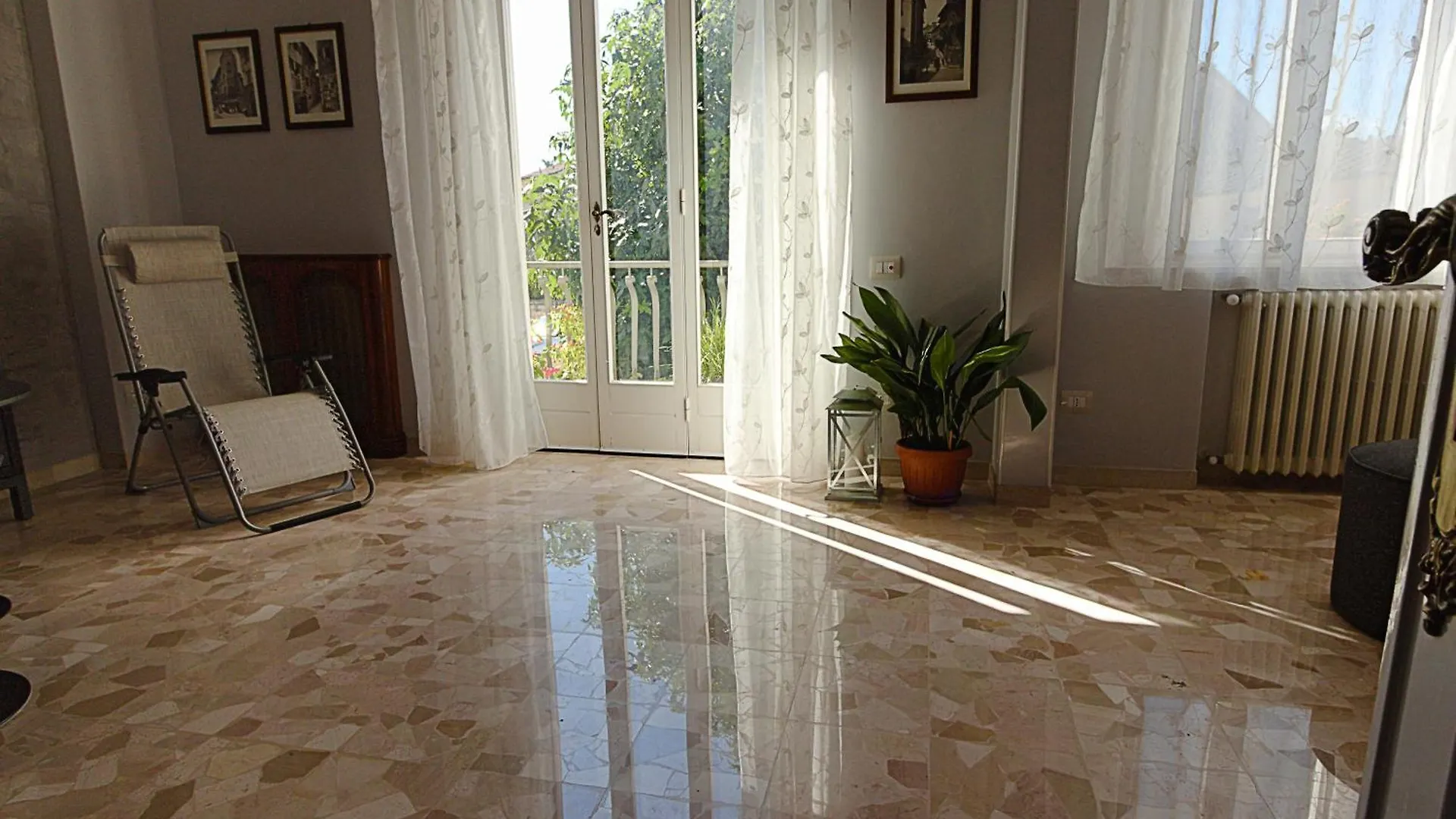 Guest house Vivi Lucca Con 