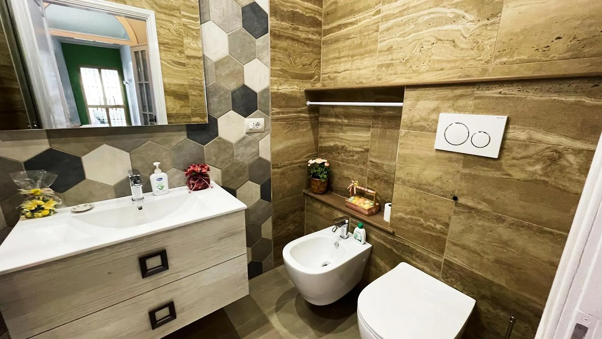 Hotel Vivi Lucca Con 