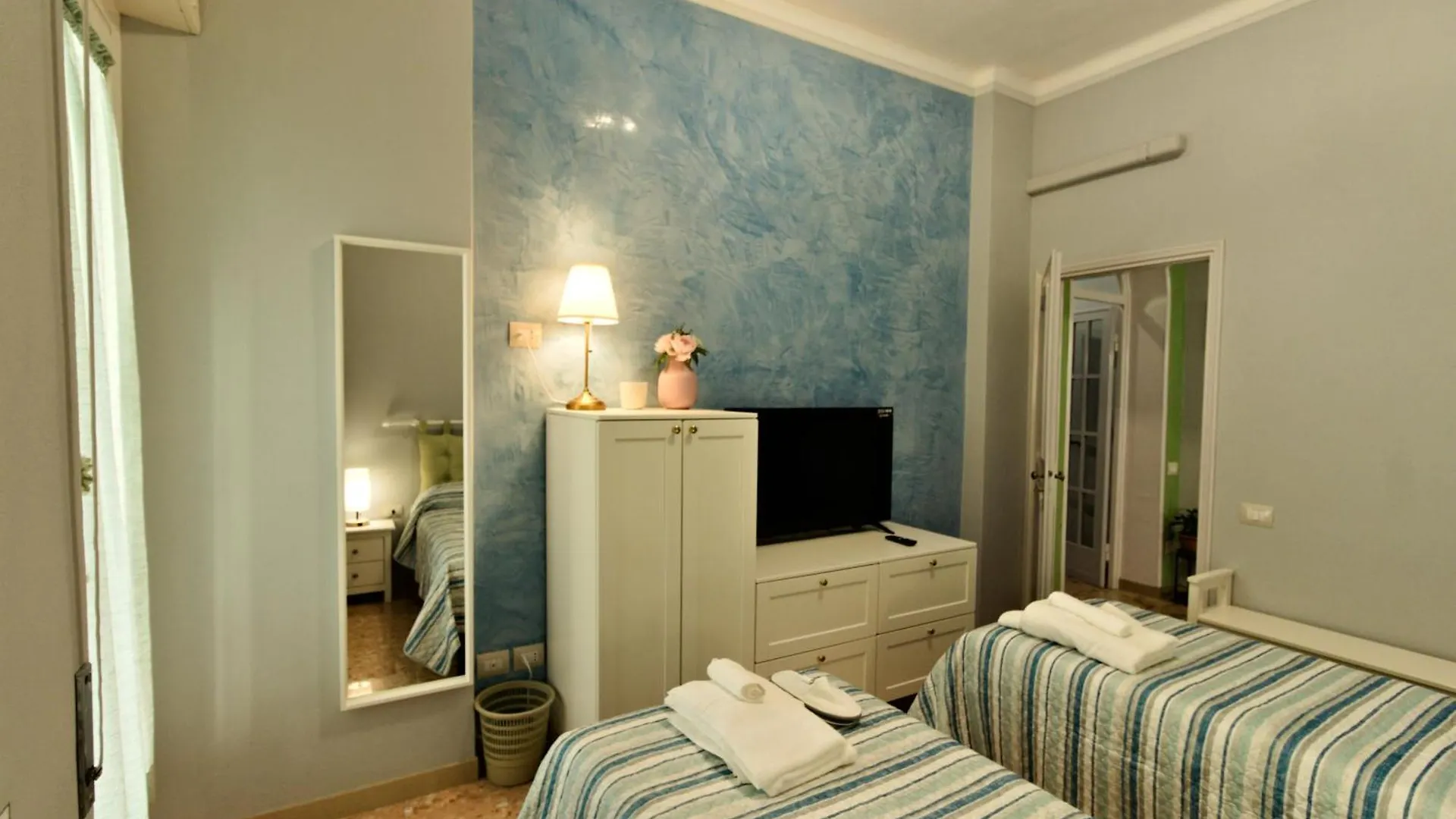 Hotel Vivi Lucca Con 